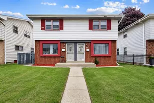 5857 N 76th St, Milwaukee, WI 53218 - Photo 2