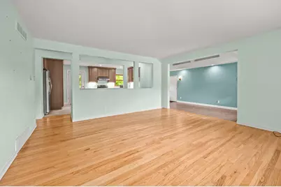 1401 S Westbrooke Pkwy, New Berlin, WI 53146 - Photo 34