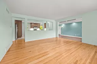 1401 S Westbrooke Parkway, New Berlin, WI 53146 - Photo 34