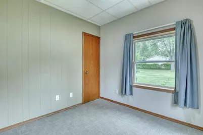 4325 W Grange Ave, Greenfield, WI 53220 - Photo 12