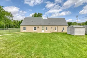 4325 W Grange Ave, Greenfield, WI 53220 - Photo 2