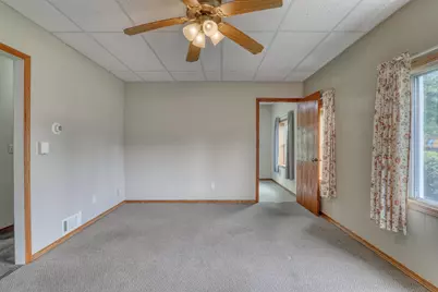 4325 W Grange Ave, Greenfield, WI 53220 - Photo 10