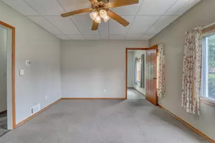 4325 W Grange Ave, Greenfield, WI 53220 - Photo 10