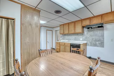 4325 W Grange Ave, Greenfield, WI 53220 - Photo 4