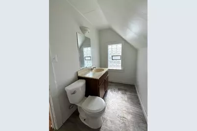 2921 N 26th St, Milwaukee, WI 53206 - Photo 12