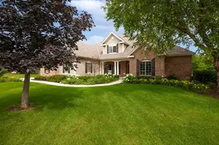 1240 4 Winds Wy, Hartland, WI 53029 - Photo 1