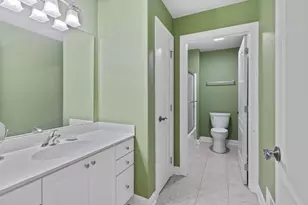 1240 4 Winds Wy, Hartland, WI 53029 - Photo 22