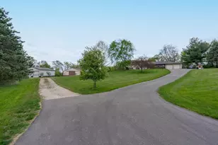 4613 W Rutland Rd, Rutland, WI 53521 - Photo 16