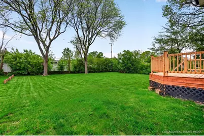 9827 W Dakota St, West Allis, WI 53227 - Photo 18