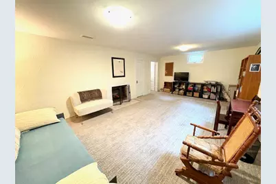 1881  Sherwood Dr, Beloit, WI 53511 - Photo 22