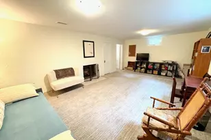 1881 Sherwood Dr, Beloit, WI 53511 - Photo 22