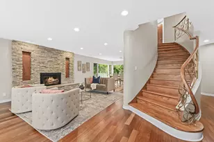 6909 N Belmont Ln, Fox Point, WI 53217 - Photo 6
