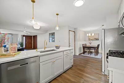 726  Royal Park Rd, Racine, WI 53402 - Photo 6