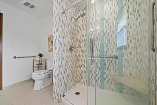 726 Royal Park Rd, Racine, WI 53402 - Photo 10