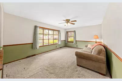 S76W14888  Velva Dr, Muskego, WI 53150 - Photo 10
