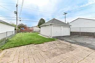 1251 Illinois St, Racine, WI 53405 - Photo 28