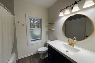 817 Chicago Ave, Waukesha, WI 53188 - Photo 8