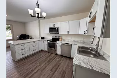 817  Chicago Ave #133 Lasalle St, Waukesha, WI 53188 - Photo 2