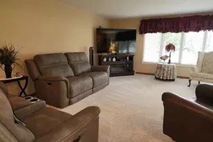 622 S 4th St, Silver Lake, WI 53170 - Photo 10