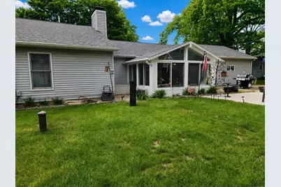 622 S 4th St, Silver Lake, WI 53170 - Photo 18