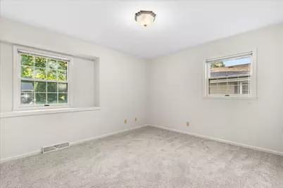 W71N980  Harrison Ave, Cedarburg, WI 53012 - Photo 30