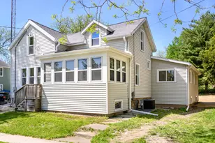 223 E Woolcock St, Jefferson, WI 53549 - Photo 32