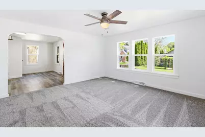 223 E Woolcock St, Jefferson, WI 53549 - Photo 8