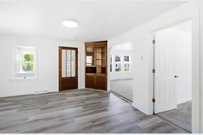223 E Woolcock St, Jefferson, WI 53549 - Photo 6