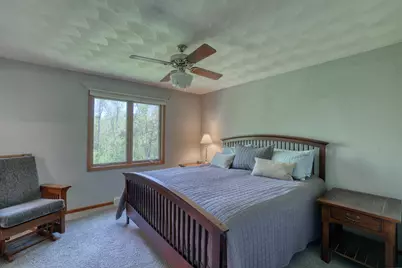 N2W31920  Twin Oaks Dr, Delafield, WI 53018 - Photo 30