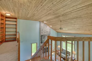 N2W31920 Twin Oaks Dr, Delafield, WI 53018 - Photo 26