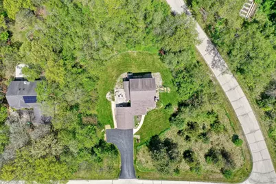 N2W31920  Twin Oaks Dr, Delafield, WI 53018 - Photo 4