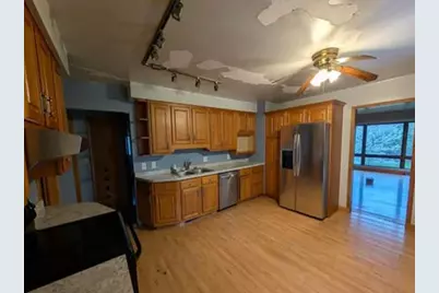 601 S Ridge Ln, Grand Chute, WI 54914 - Photo 4