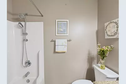 2247  Patrick Ln, Waukesha, WI 53188 - Photo 20