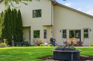 2247 Patrick Ln, Waukesha, WI 53188 - Photo 38