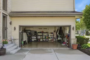 2247 Patrick Ln, Waukesha, WI 53188 - Photo 44