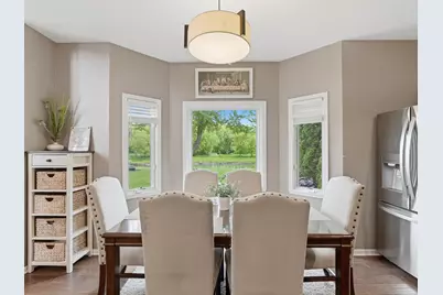 2247  Patrick Ln, Waukesha, WI 53188 - Photo 12