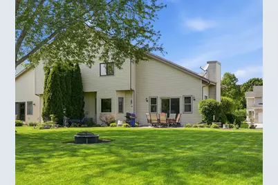 2247  Patrick Ln, Waukesha, WI 53188 - Photo 42