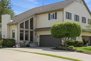 2247 Patrick Ln, Waukesha, WI 53188 - Photo 34