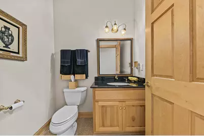 19250  Hayden Ct, Brookfield, WI 53045 - Photo 10