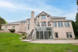 19250 Hayden Ct, Brookfield, WI 53045 - Photo 48