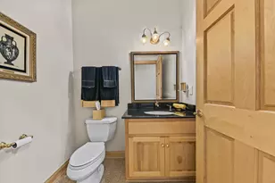 19250 Hayden Ct, Brookfield, WI 53045 - Photo 40