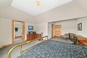 19250 Hayden Ct, Brookfield, WI 53045 - Photo 32