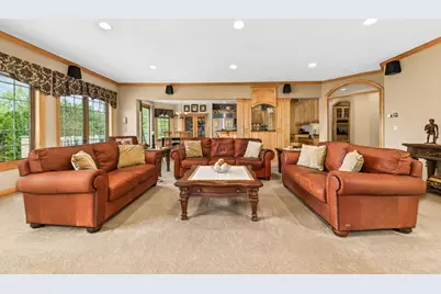 19250  Hayden Ct, Brookfield, WI 53045 - Photo 18
