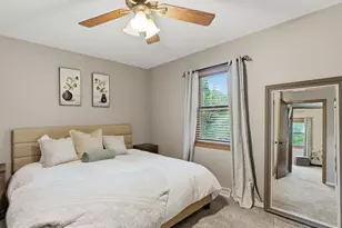 1600 Larkspur Ln, West Bend, WI 53090 - Photo 14