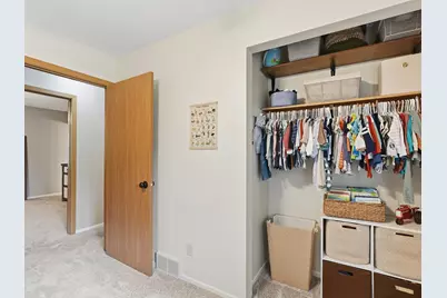 1600  Larkspur Ln, West Bend, WI 53090 - Photo 20