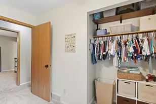 1600 Larkspur Ln, West Bend, WI 53090 - Photo 20