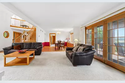 2385  Buckingham Pl, Brookfield, WI 53045 - Photo 10
