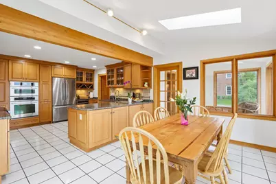 2385  Buckingham Pl, Brookfield, WI 53045 - Photo 14