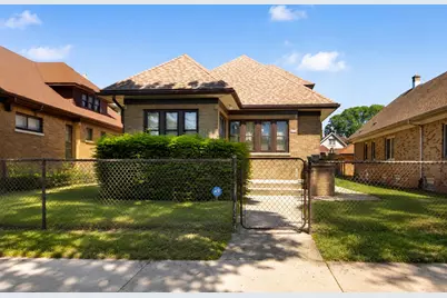 4236 N 25th St, Milwaukee, WI 53209 - Photo 2