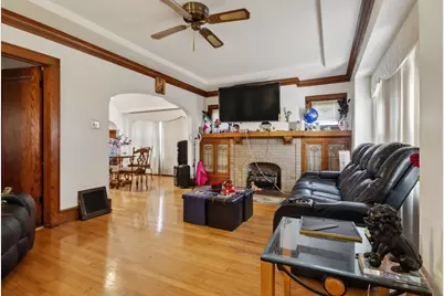 4236 N 25th St, Milwaukee, WI 53209 - Photo 6